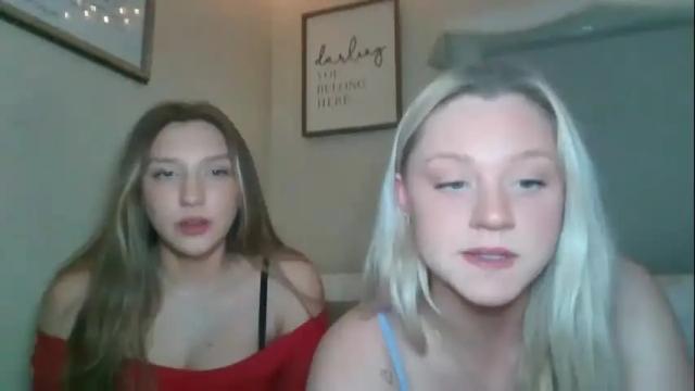 Thumbnail 1, 2prettylittlething2's Stream at Chaturbate, 14 months ago