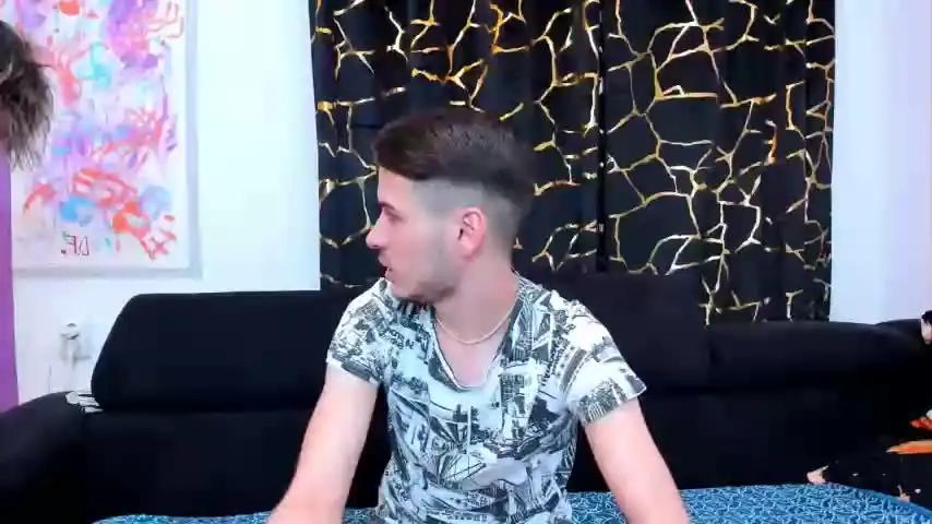 2seasoncolab Chaturbate