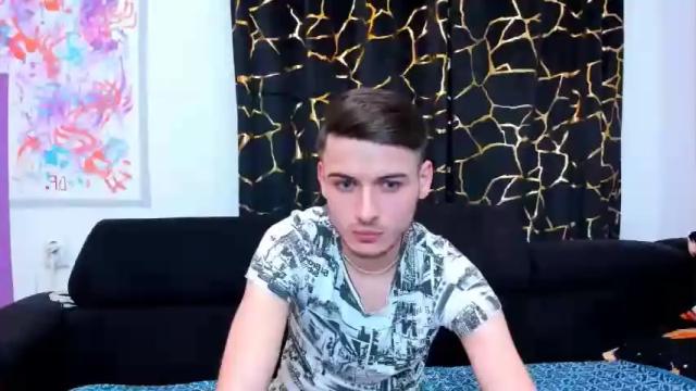 Image 2 of 2seasoncolab Stream on Chaturbate on 16 months ago