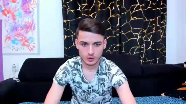 Image 4 of 2seasoncolab Stream on Chaturbate on 16 months ago