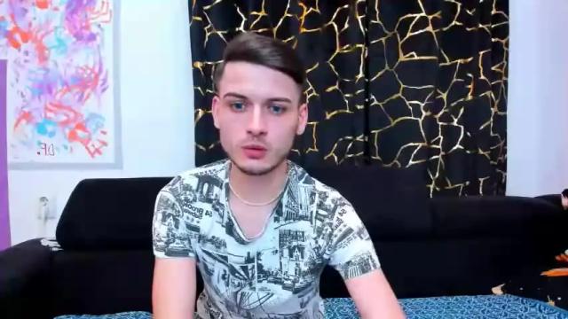 Image 8 of 2seasoncolab Stream on Chaturbate on 16 months ago
