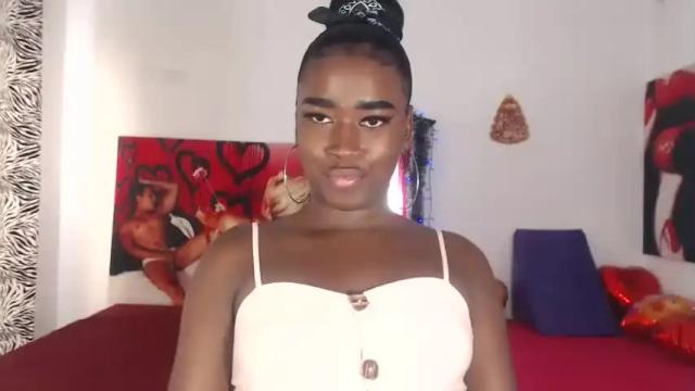 Image 3 of 2zahiarasex Stream on Chaturbate on 17 months ago