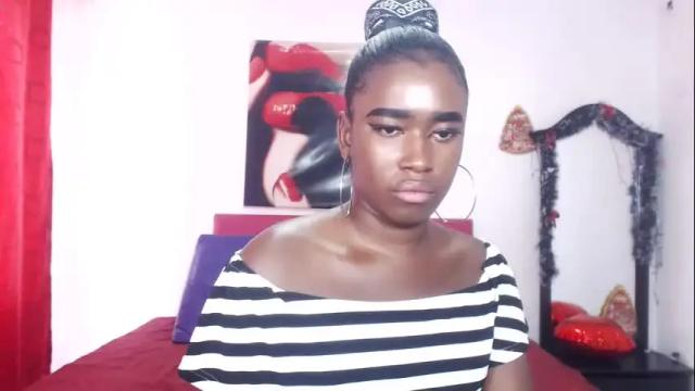 Image 6 of 2zahiarasex Stream on Chaturbate on 17 months ago
