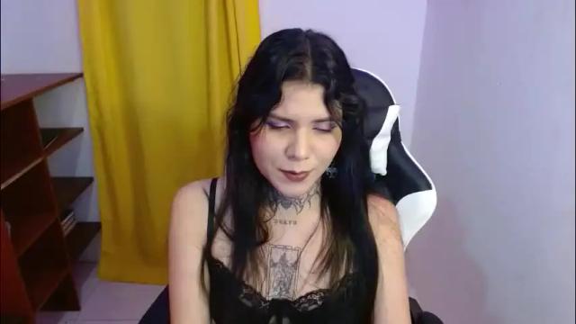 Image 4 of 3rika_gomez Stream on Chaturbate on 6 days ago