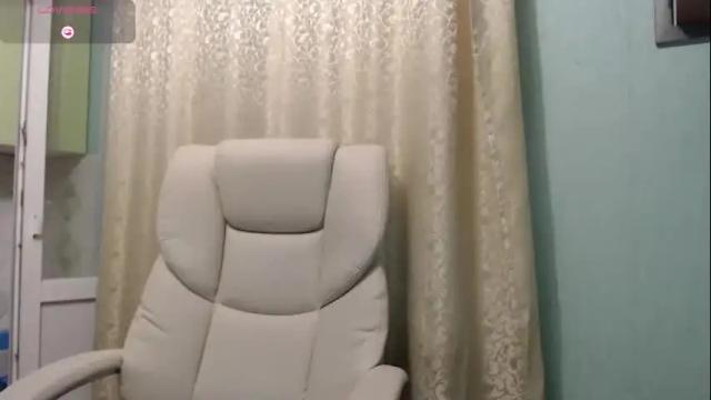 Image 2 of 3sweetcandy3 Stream on Chaturbate on 4 months ago