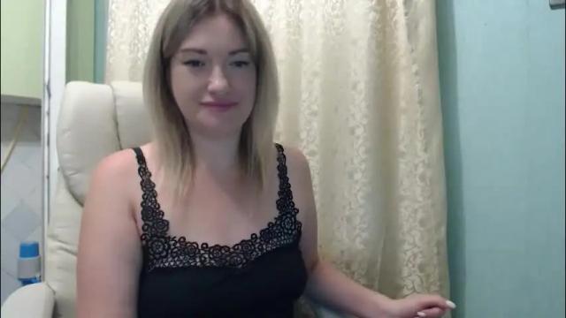 Image 2 of 3sweetcandy3 Stream on Chaturbate on 2 months ago