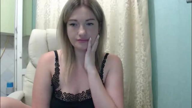 Image 4 of 3sweetcandy3 Stream on Chaturbate on 2 months ago