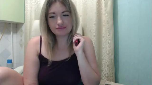 Image 4 of 3sweetcandy3 Stream on Chaturbate on 1 month ago