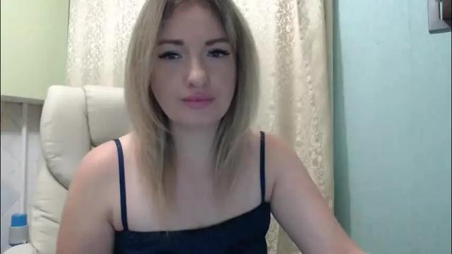 Image 4 of 3sweetcandy3 Stream on Chaturbate on 1 month ago