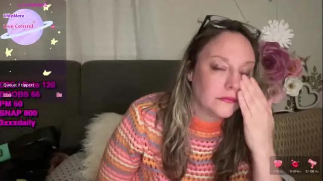 Image 12 of 3xxxdaily Stream on Chaturbate on 1 month ago