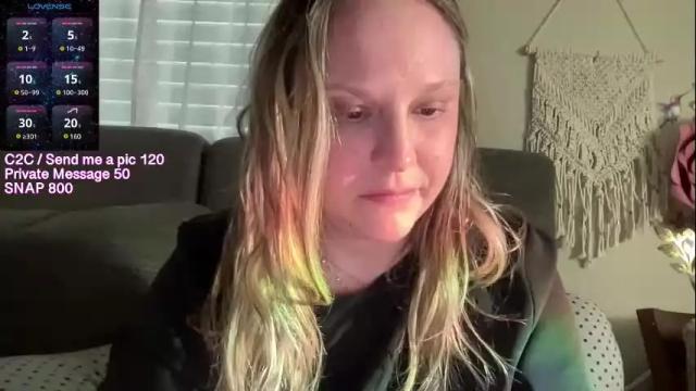 Image 12 of 3xxxdaily Stream on Chaturbate on 18 days ago