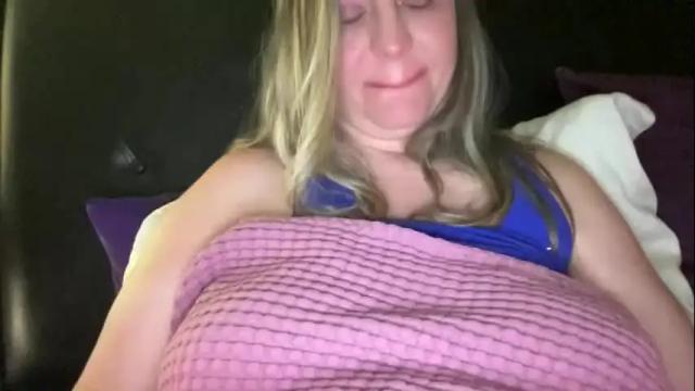 Image 10 of 3xxxdaily Stream on Chaturbate on 10 days ago