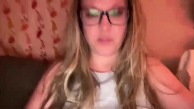 Image 12 of 3xxxdaily Stream on Chaturbate on 7 days ago