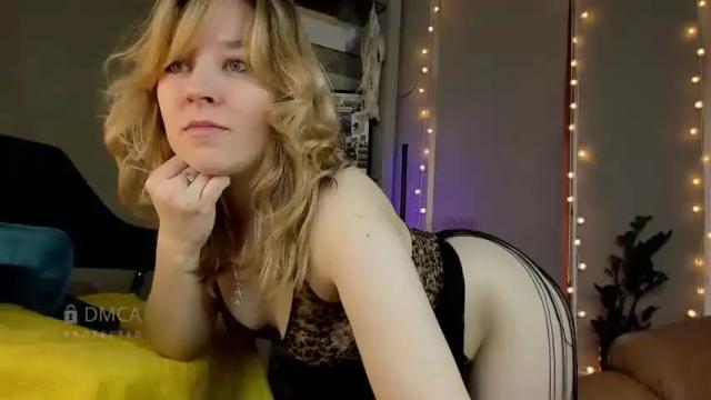 Image 6 of 5_in_one Stream on Chaturbate on 14 months ago