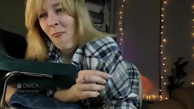 Image 11 of 5_in_one Stream on Chaturbate on 14 months ago