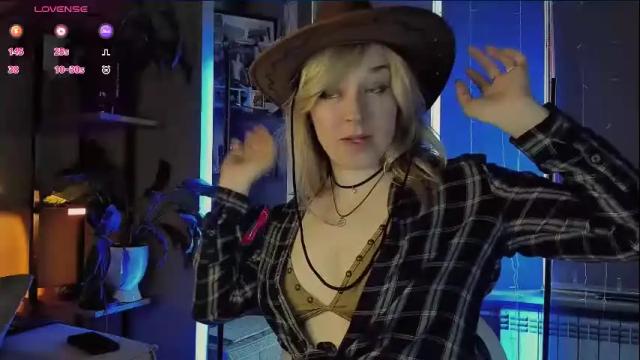 Image 7 of 5_in_one Stream on Chaturbate on 1 month ago