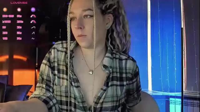 Image 3 of 5_in_one Stream on Chaturbate on 20 days ago