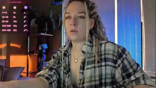 Image 8 of 5_in_one Stream on Chaturbate on 20 days ago