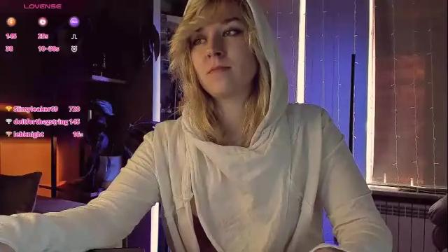 Image 11 of 5_in_one Stream on Chaturbate on 14 days ago