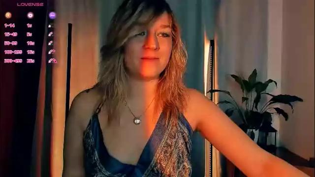 Image 6 of 5_in_one Stream on Chaturbate on 26 days ago