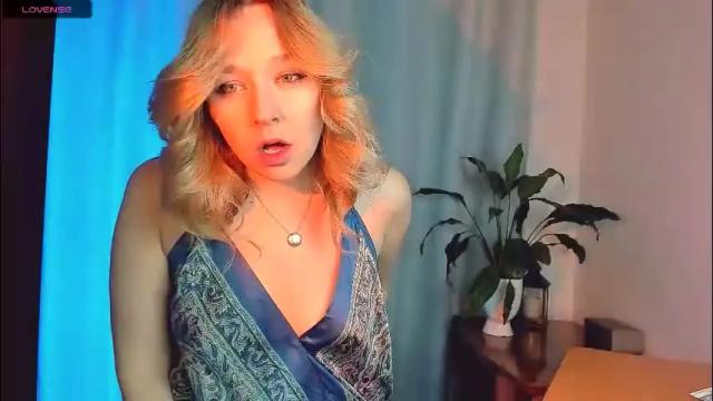 Image 7 of 5_in_one Stream on Chaturbate on 24 days ago