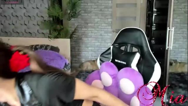 Image 2 of 666mia666 Stream on Chaturbate on 4 months ago