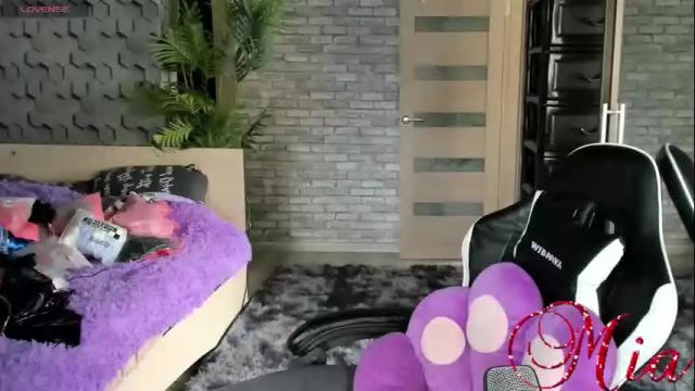 Image 3 of 666mia666 Stream on Chaturbate on 4 months ago