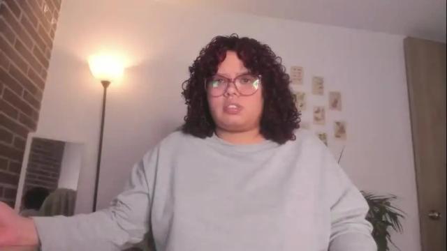 Image 6 of 6nalanie Stream on Chaturbate on 28 days ago