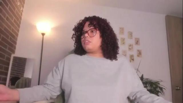 Image 8 of 6nalanie Stream on Chaturbate on 28 days ago