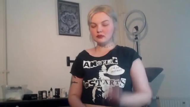 Image 12 of 80s_brat Stream on Chaturbate on 16 months ago