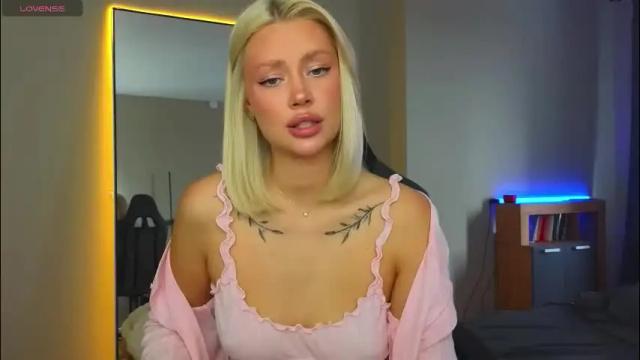 Image 12 of 88_nura Stream on Chaturbate on 1 month ago