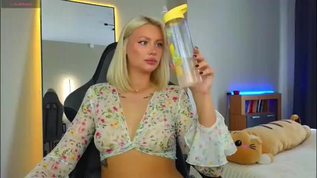 Image 10 of 88_nura Stream on Chaturbate on 1 month ago