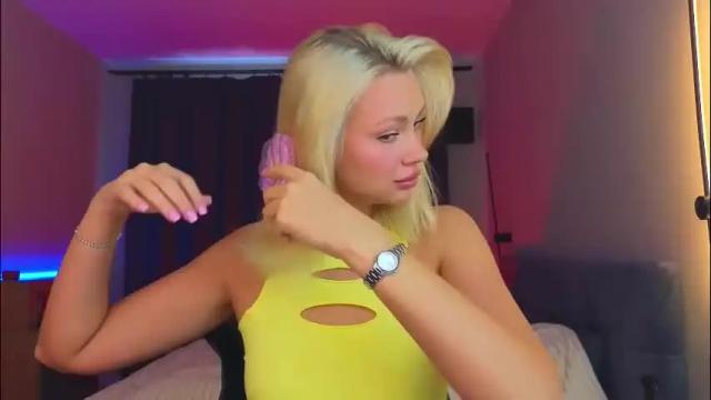 Image 12 of 88_nura Stream on Chaturbate on 1 month ago