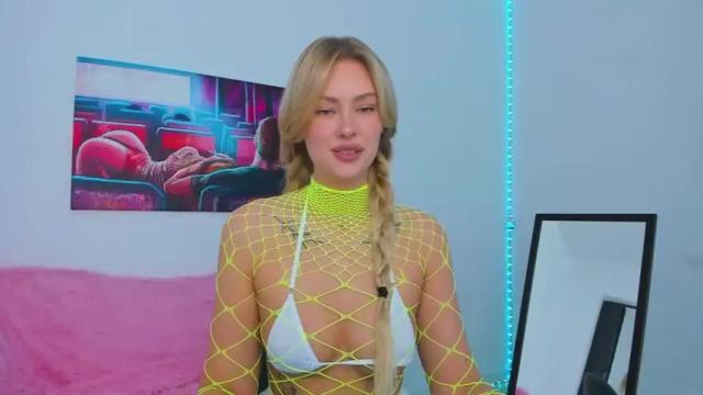 Image 7 of 8a8y_nura Stream on Chaturbate on 20 months ago