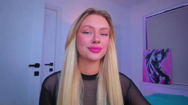 Image 2 of 8a8y_nura Stream on Chaturbate on 18 months ago