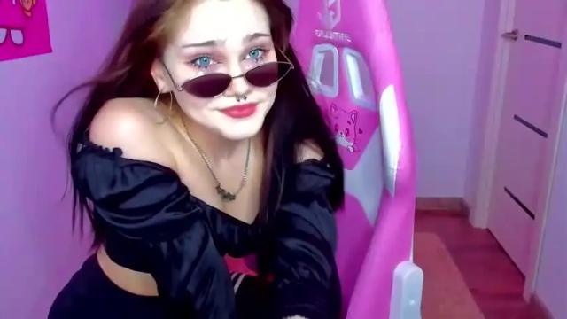 Image 11 of 8ar8ara Stream on Chaturbate on 19 months ago