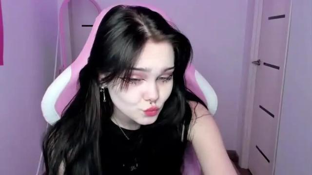 Image 12 of 8ar8ara Stream on Chaturbate on 17 months ago