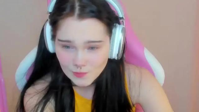 Image 11 of 8ar8ara Stream on Chaturbate on 17 months ago