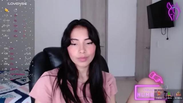 Image 11 of 8numberfav Stream on Chaturbate on 15 months ago