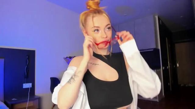 Image 11 of 8serious_sam8 Stream on Chaturbate on 19 months ago