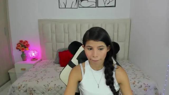 Thumbnail 1, _18_sofia's Stream at Chaturbate, 15 months ago