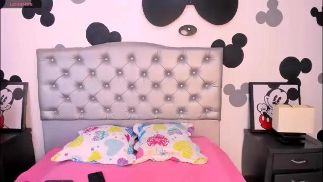 Image 2 of _18alice Stream on Chaturbate on 2 months ago