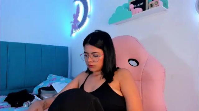 Image 12 of _18alice Stream on Chaturbate on 1 month ago