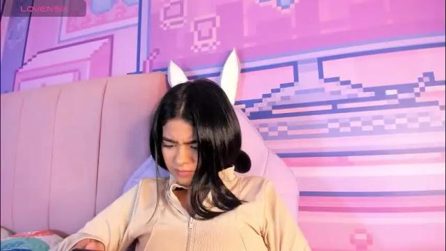 Image 11 of _18alice Stream on Chaturbate on 1 month ago