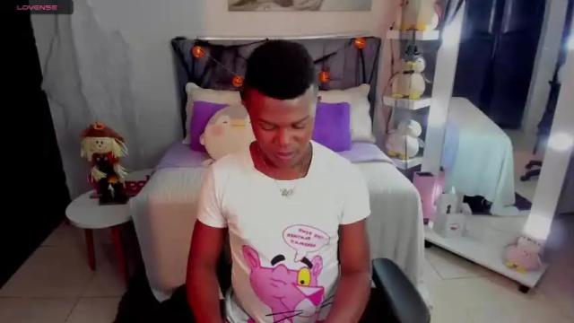 Image 3 of _alan_taylor Stream on Chaturbate on 19 months ago