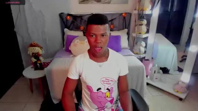 Image 6 of _alan_taylor Stream on Chaturbate on 19 months ago
