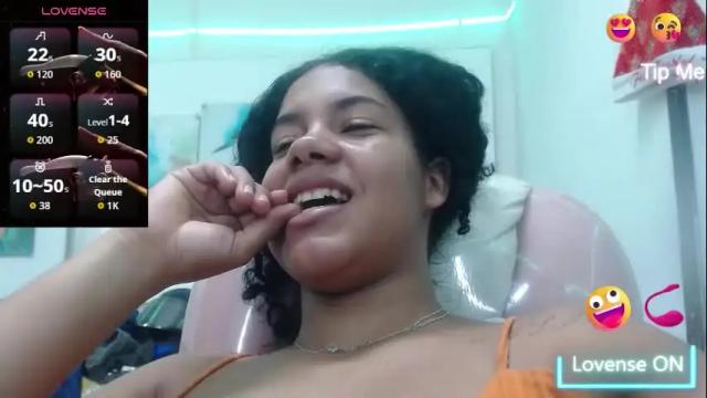 Image 11 of _alegriamartinez_ Stream on Chaturbate on 2 months ago
