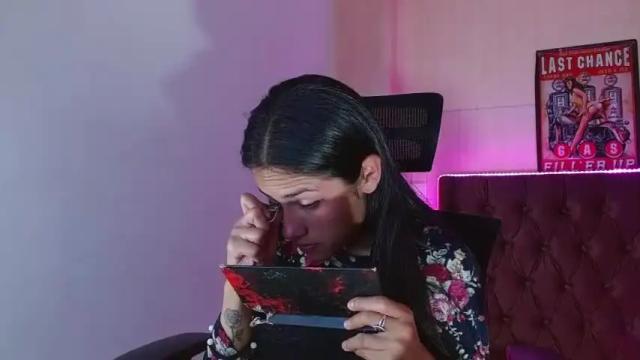 Image 6 of _alessia_21 Stream on Chaturbate on 16 months ago