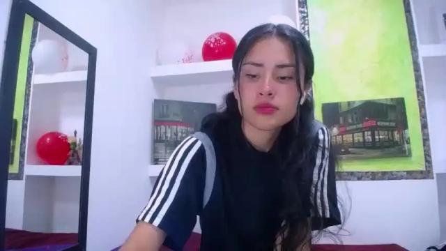 Image 4 of _alessia_21 Stream on Chaturbate on 22 months ago