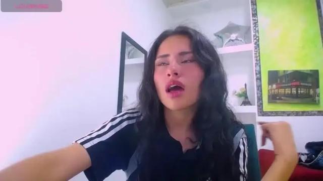 Image 4 of _alessia_21 Stream on Chaturbate on 21 months ago